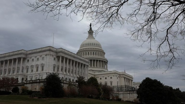 Top conservative group urges Congress to put politics aside, get things done for Americans