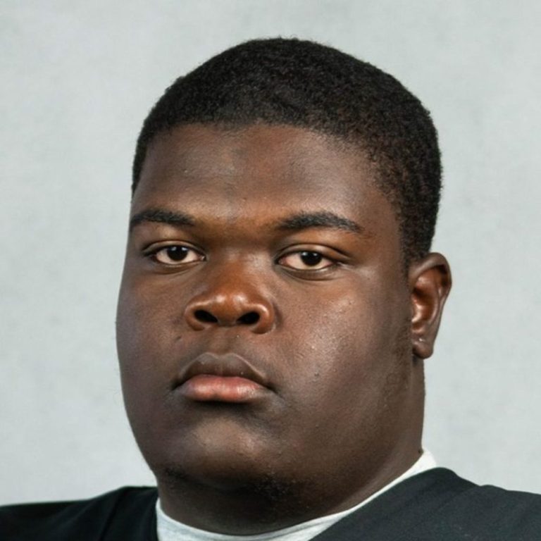 Popeyes kid from Vine plays college football now, signs NIL with Popeyes
