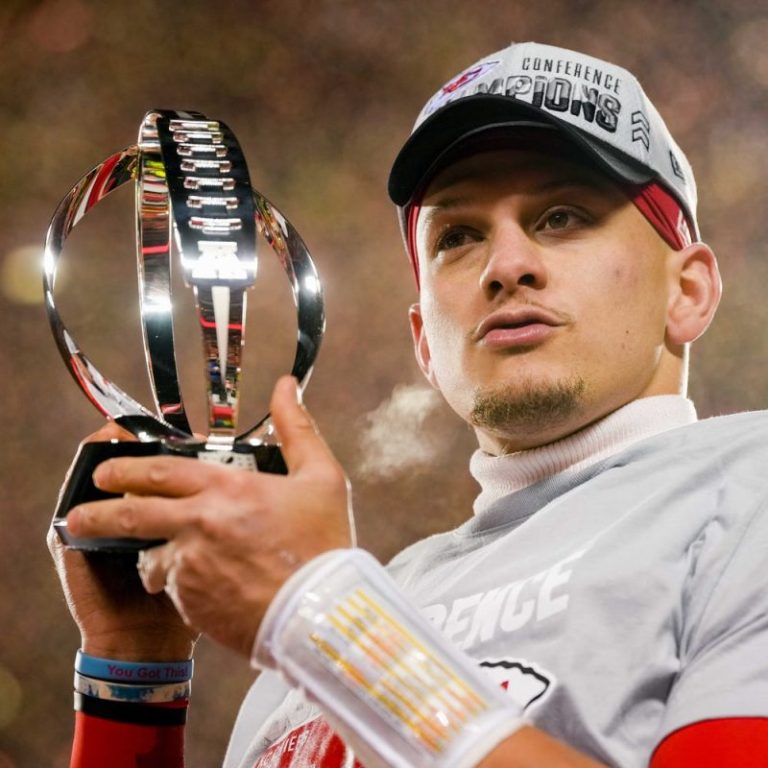 Patrick Mahomes wins second NFL MVP award