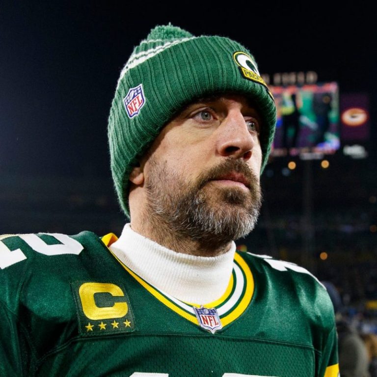 What exactly is darkness retreat Aaron Rodgers is going on? What we know