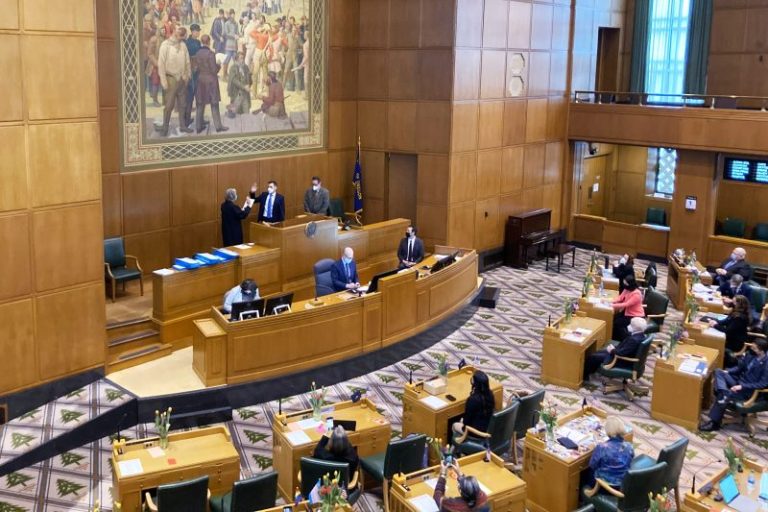 GOP leaders excoriate Oregon Dems for passing ‘most extreme’ abortion, transgender law ‘in history’