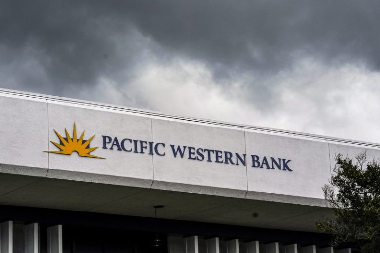 Troubled regional lender PacWest sells $2.6 billion loans at discount