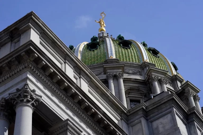 Pennsylvania House clears tax credits for new teachers, nurses, police officers