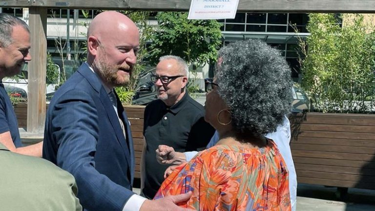 Seattle police officer fed up with crime crisis challenging Democrat incumbent city councilman