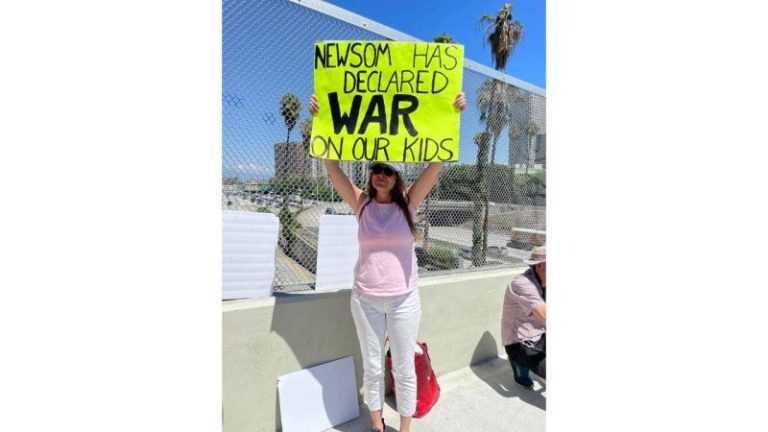 Parental rights protesters battle backers of Calif school policy to hide gender identity from parents