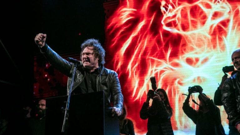 Argentina election showdown as libertarian outsider looks to take down establishment candidate