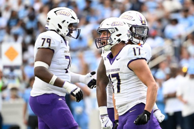 Bowl projections: Two unlikely newcomers join College Football Playoff