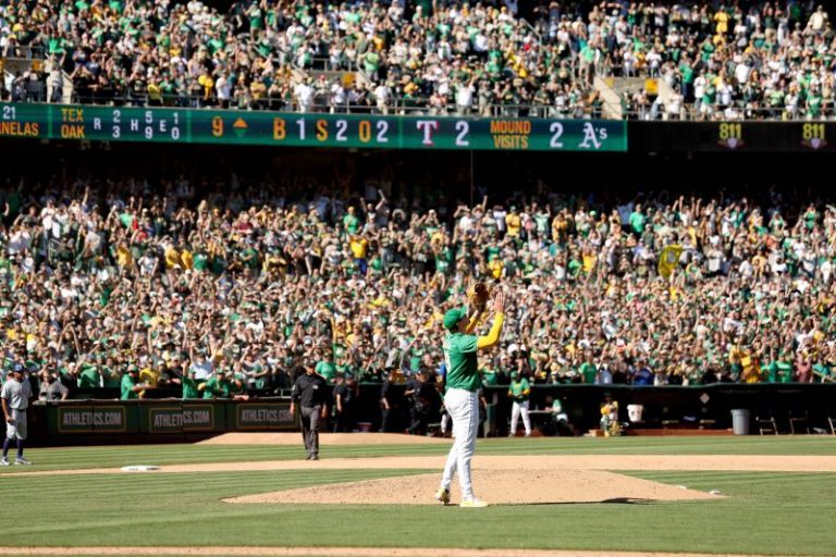 A’s win final game in Oakland. Now, there’s nothing but the memories.
