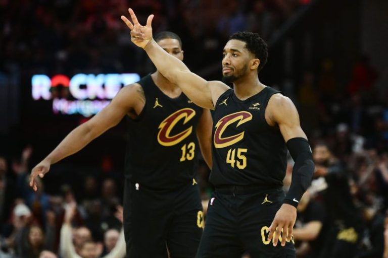 Where do the 13-0 Cavaliers rank among NBA’s best starts?