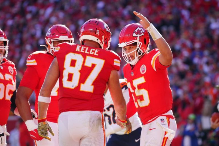 Reports: Homes of Patrick Mahomes, Travis Kelce burglarized