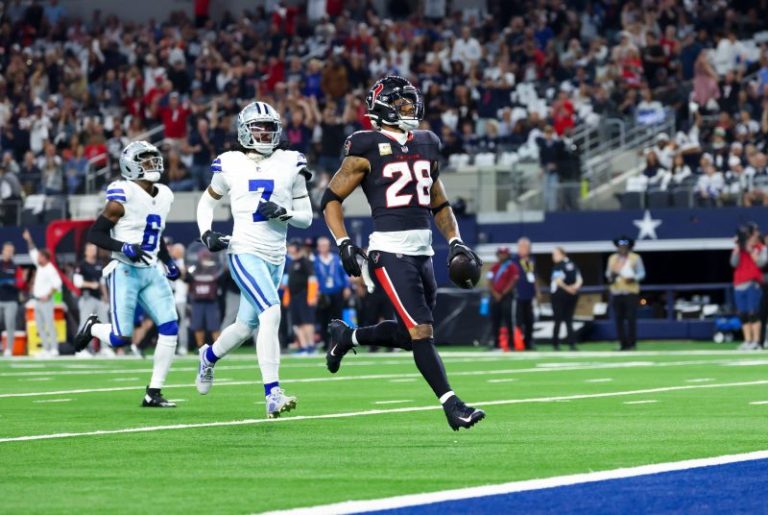 Texans stomp Cowboys in ‘MNF’ victory
