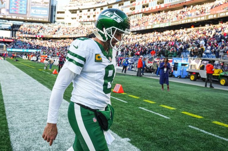 Aaron Rodgers may not be long for a Jets uniform, per report