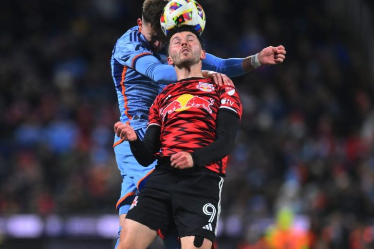 Red Bulls beat New York City FC in MLS playoffs: Game highlights