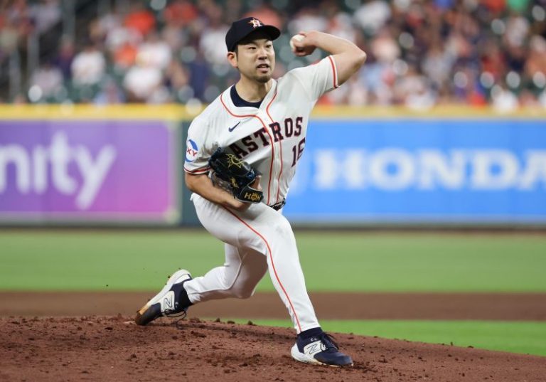 Angels continue offseason spending spree, land veteran left-hander