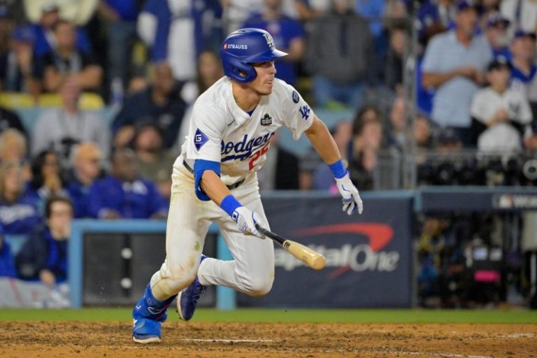 Dodgers sign 2024 postseason hero to long-term extension