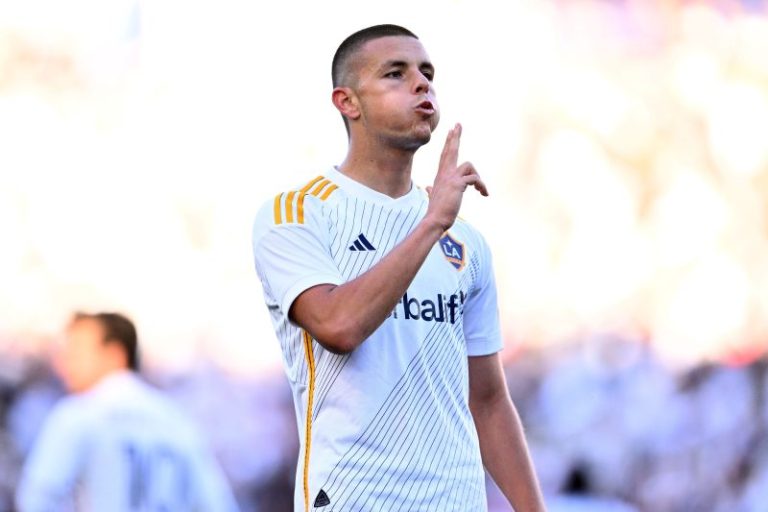 MLS Cup final live updates: Galaxy vs. Red Bulls fight for league title