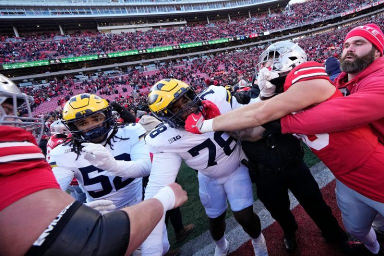 Michigan RB on Ohio State fight: ‘Some people got to learn how to lose’