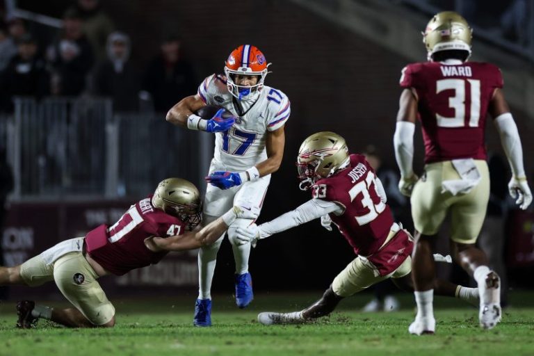 Florida plants flag after win over Florida State win, leading to fight