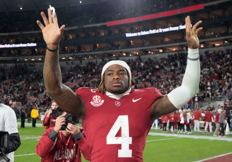 Why Alabama edged out Miami for final College Football Playoff spot
