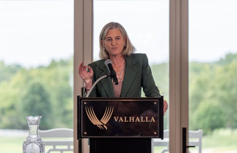 LPGA commissioner stepping down after 3 1/2 years in job