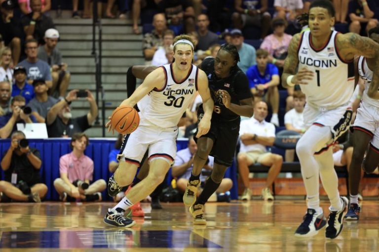Connecticut falls out of men’s basketball poll after losses in Maui