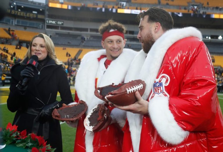 NFL Christmas winners, losers: Who’s jolly after two big games?