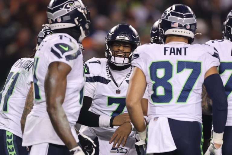 NFL playoff picture: What does Seahawks’ win mean for NFC West race?