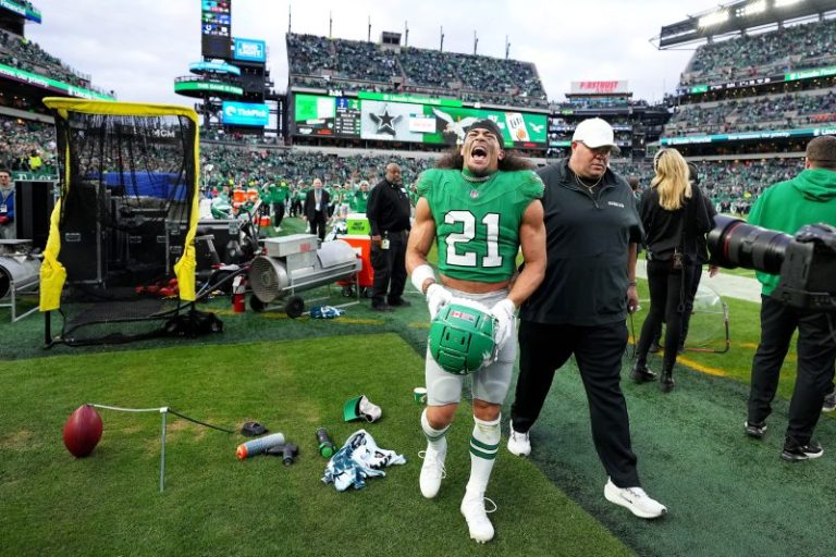 Fight between NFL rivals leads to three players being ejected