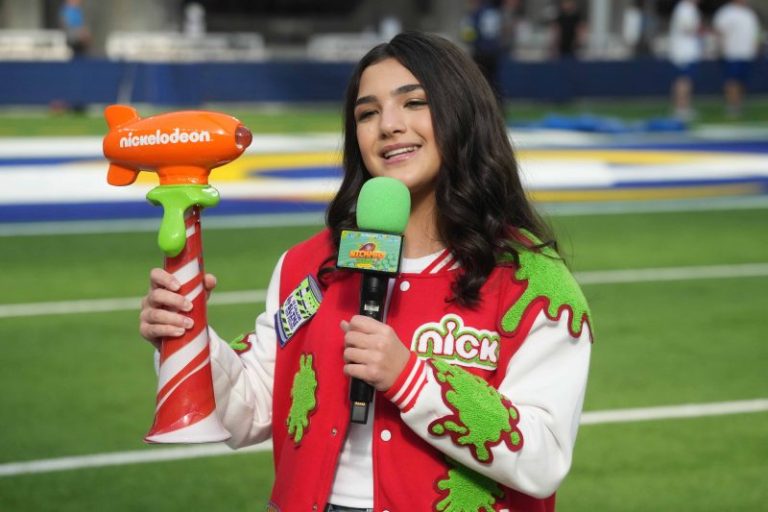 How to watch Texans vs. Chargers wild card game on Nickelodeon