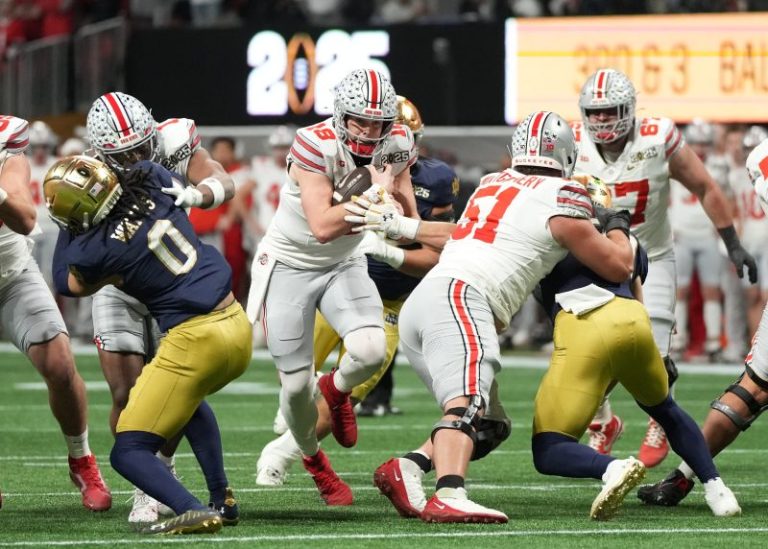 Ohio State holds off Notre Dame for first national title since 2014