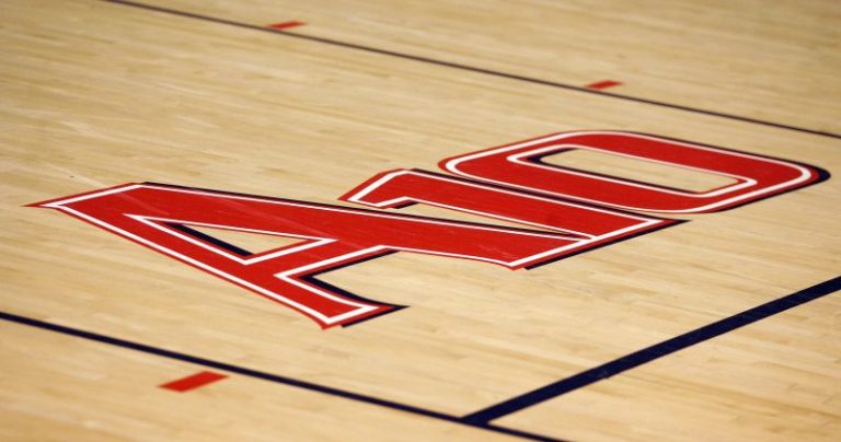 Atlantic 10 basketball game delayed after fan brawl spills onto court