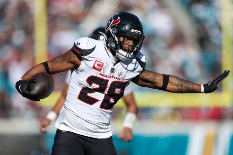 Texans’ Mixon wins appeal of $25,000 fine for misattributed quote