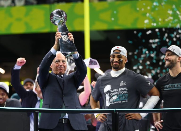 Will Eagles visit the Trump White House if invited? It’s complicated.