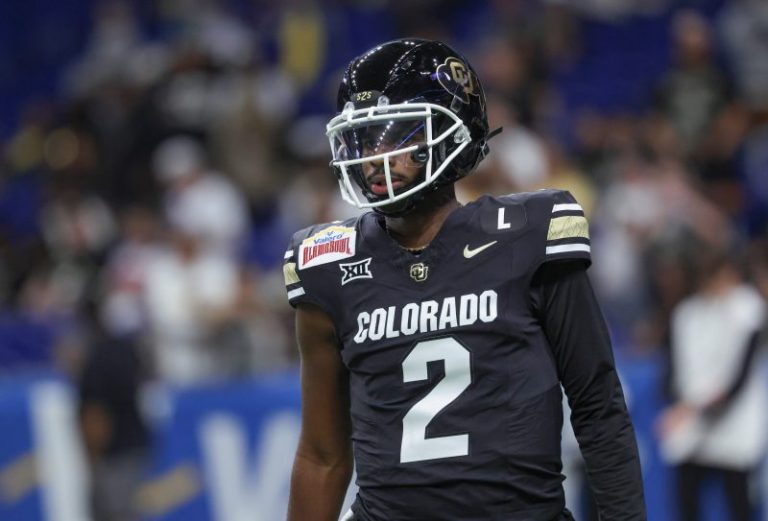 Is Shedeur Sanders throwing at the NFL combine?