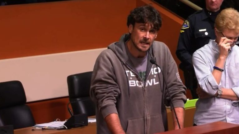 Retired NFL punter fired from HS coach job after anti-MAGA comments