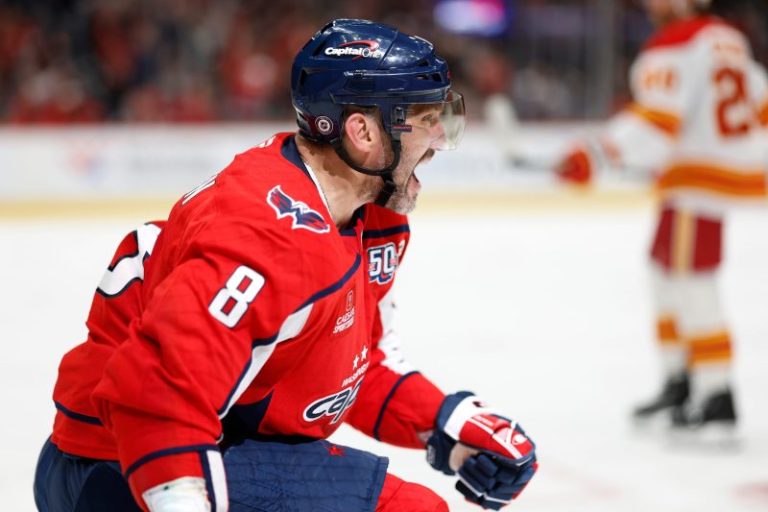 Ovechkin chasing Gretzky goal record: Tracking all his stats