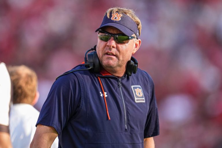 Auburn’s Freeze diagnosed with early prostate cancer, will coach in 2025