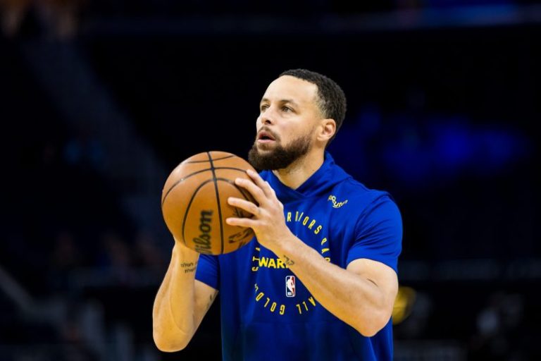 Stephen Curry is latest star to invest in Unrivaled