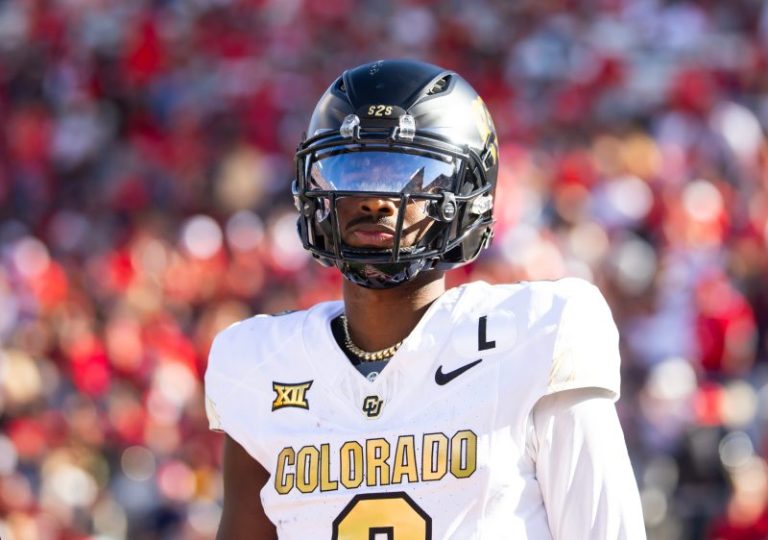 Giants reportedly to work out top QB prospect Sanders: What it means