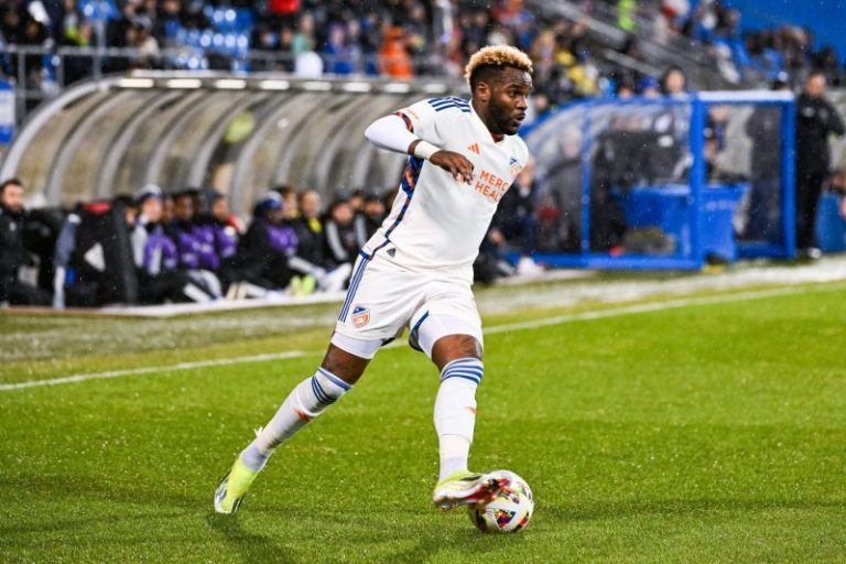 Former MLS player dies at 28 after fall from building in China