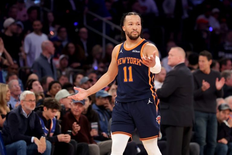 Knicks star wins Clutch Player of the Year award