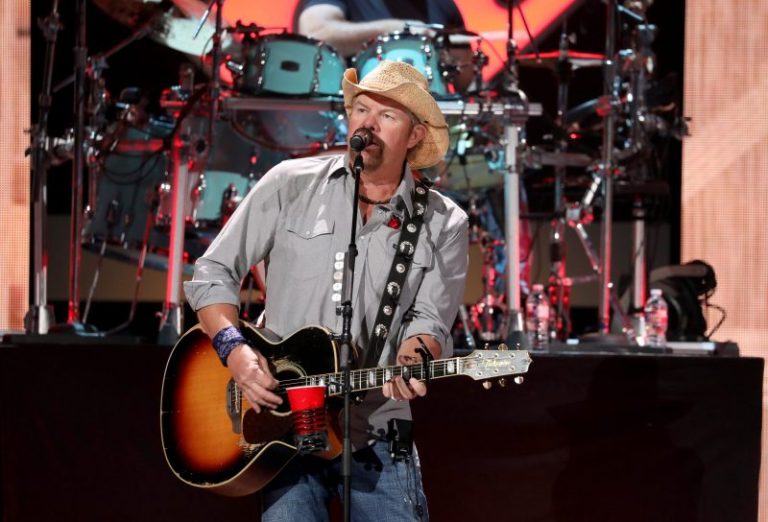 Toby Keith’s ‘dream’ comes true with 2025 Kentucky Derby horse