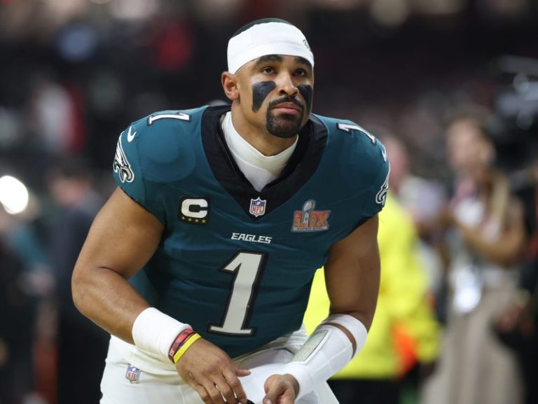 Eagles QB Jalen Hurts not attending White House visit, per reports