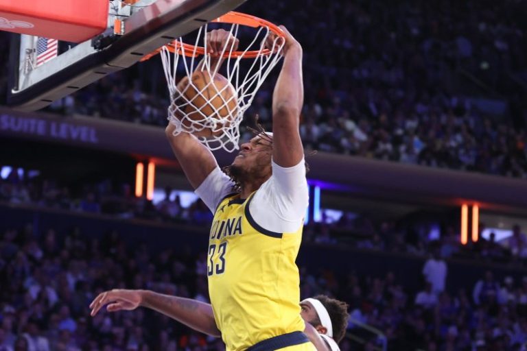 Will Knicks’ dumpster fire of a defense be their fatal flaw?