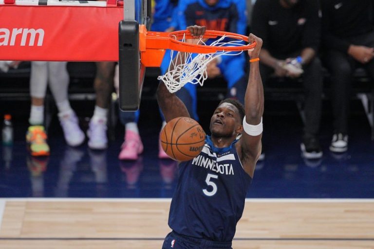 Timberwolves crush Thunder in Game 3 of Western Conference finals