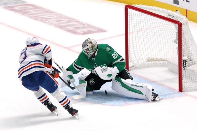 Why Stars goalie got quick hook: ‘Status quo had not been working’