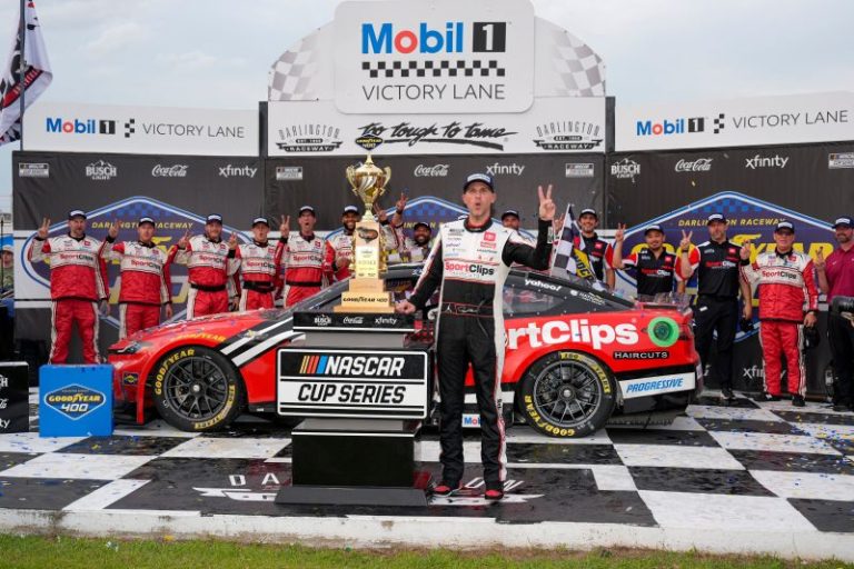 NASCAR star to miss first Cup race in Mexico following birth of son