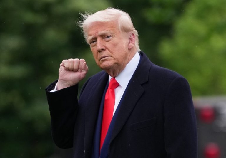 What did Trump discuss with SEC commissioner, Notre Dame AD during golf round?