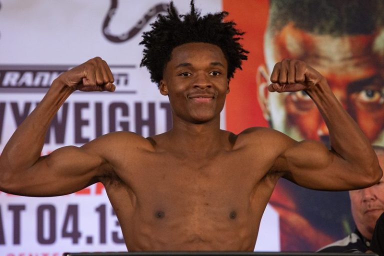 Boxing live updates: Abdullah Mason fight card is on