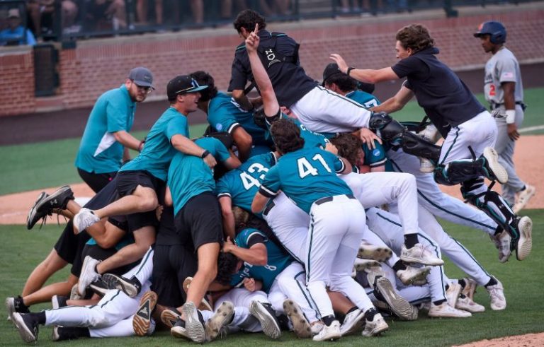 Baseball tournament winners and losers as College World Series field is set